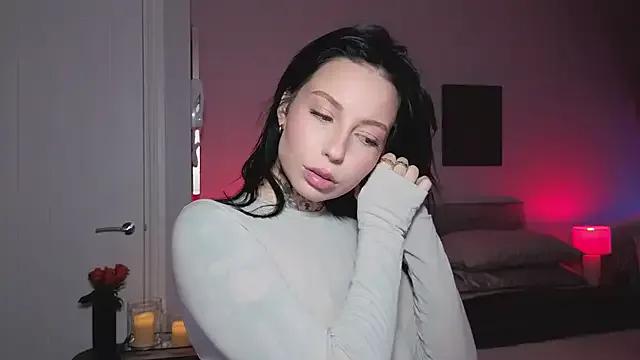 jeans-and-peach from StripChat is Freechat