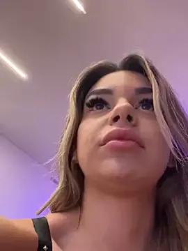 Try girls webcam shows. Sweet cute Free Performers.