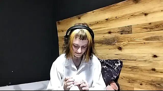 Try girls webcam shows. Sweet cute Free Performers.