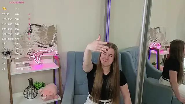 JenLottie from StripChat is Freechat