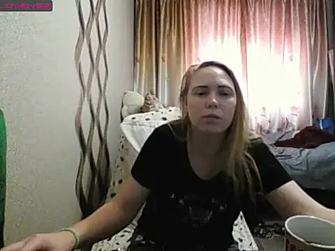 Try girls webcam shows. Sweet cute Free Performers.