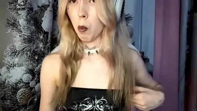 Jerrieberry from StripChat is Freechat