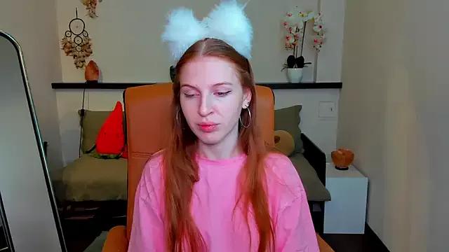 JessieMoonn from StripChat is Freechat