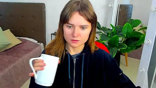 Try girls webcam shows. Sweet cute Free Performers.