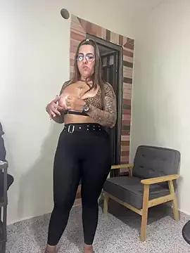 Jolie_1 from StripChat is Freechat