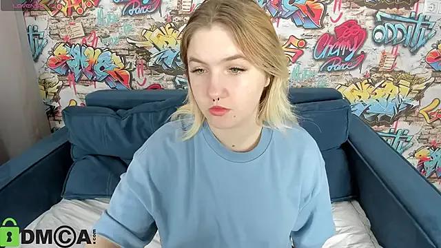Julia_Jips from StripChat is Freechat