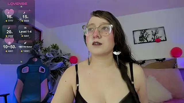 Julietha_bianco_ from StripChat