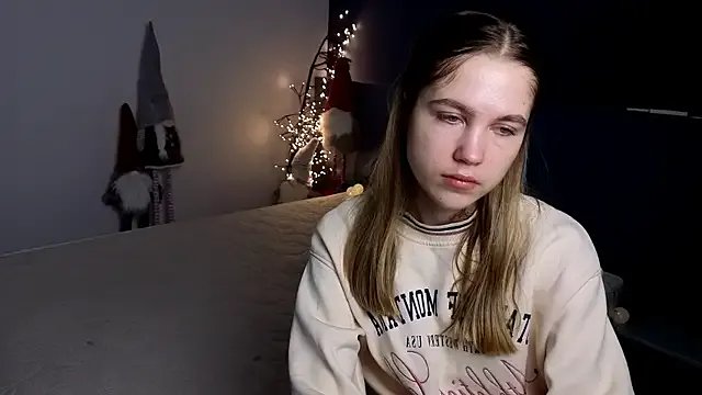 Just_L0VE_me from StripChat is Freechat