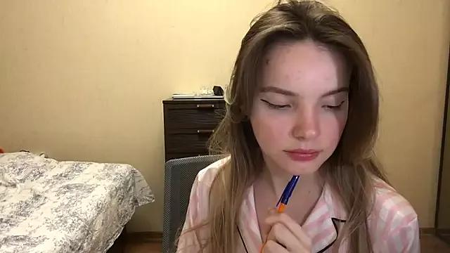 kaamelia from StripChat is Freechat