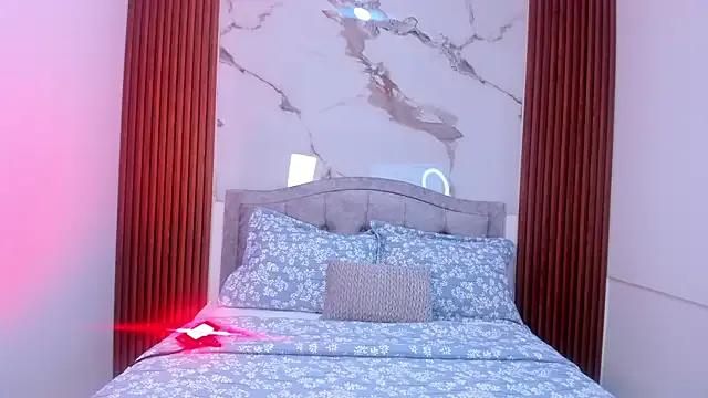 KaliBloom from StripChat is Freechat