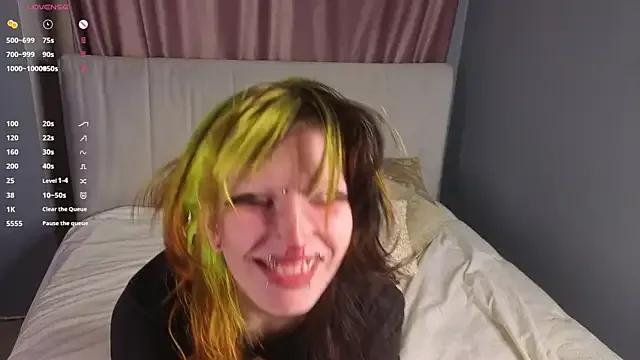 KandraCruser from StripChat is Freechat