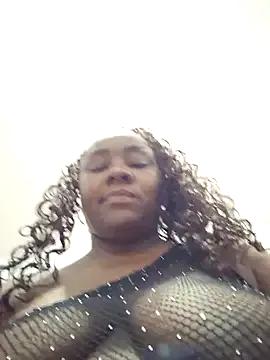 kaorysquirt from StripChat is Freechat