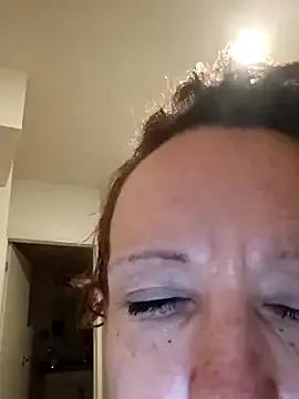 Karebearz1 from StripChat is Freechat