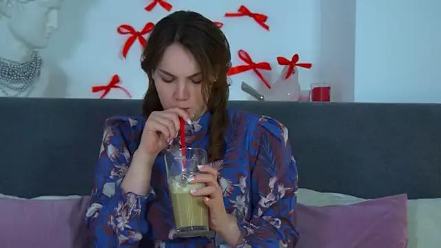 KarenClarks from StripChat is Freechat