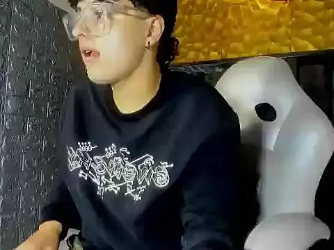 Try girls webcam shows. Sweet cute Free Performers.