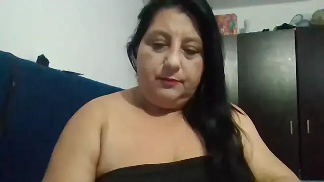 Karina_Betherlsen from StripChat is Freechat