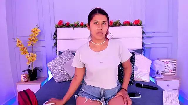 Try girls webcam shows. Sweet cute Free Performers.