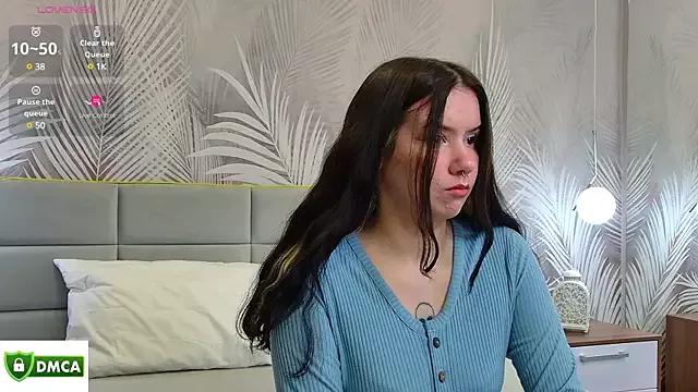 Try girls webcam shows. Sweet cute Free Performers.