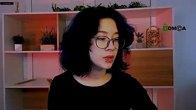 karolina_vendi from StripChat is Freechat