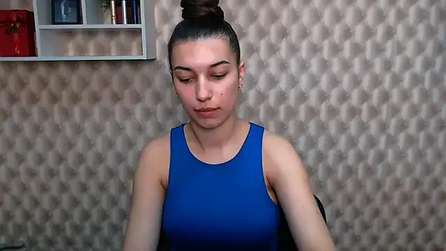 Try girls webcam shows. Sweet cute Free Performers.