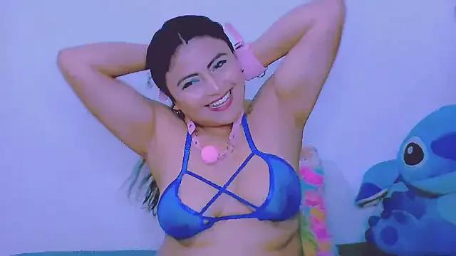 Try girls webcam shows. Sweet cute Free Performers.