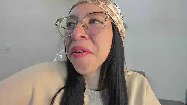 Katty_mouth from StripChat