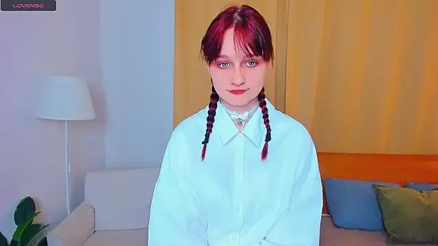 KatyKufel from StripChat is Freechat