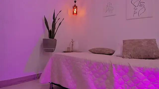 kaylajhonnes6 from StripChat is Freechat