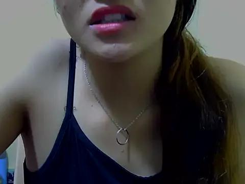 Kayra__00 from StripChat