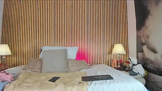 Try girls webcam shows. Sweet cute Free Performers.