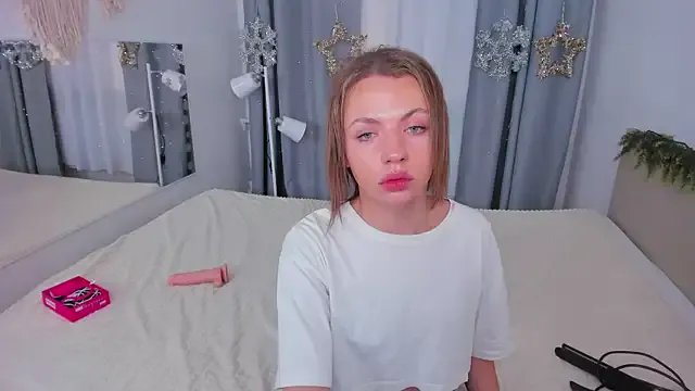 Try girls webcam shows. Sweet cute Free Performers.