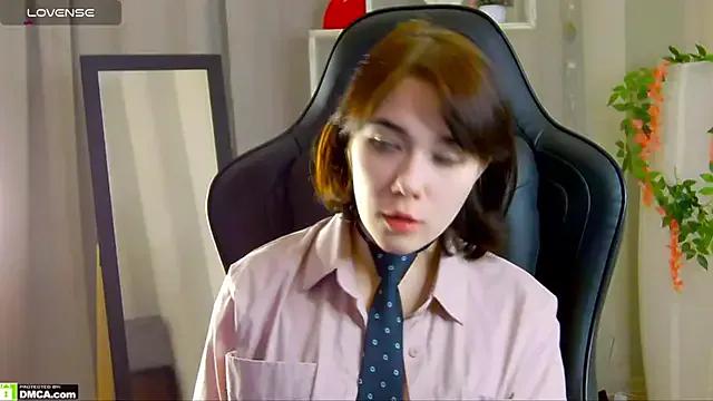 Kelly_foox from StripChat is Freechat