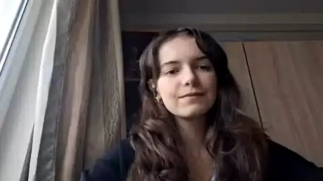 KellyKelik from StripChat