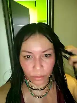 KellyPerlaxxx from StripChat