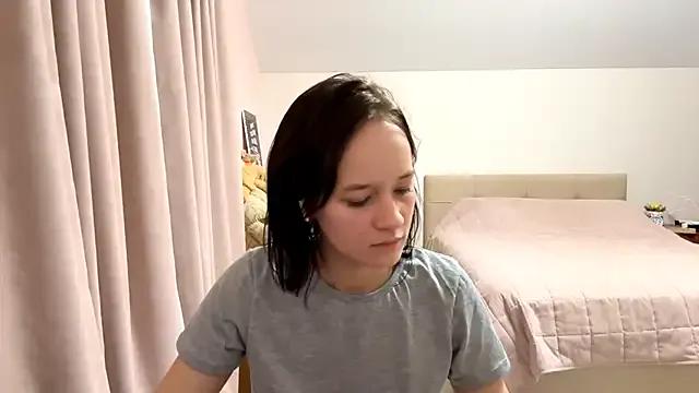 KellySayli from StripChat is Freechat