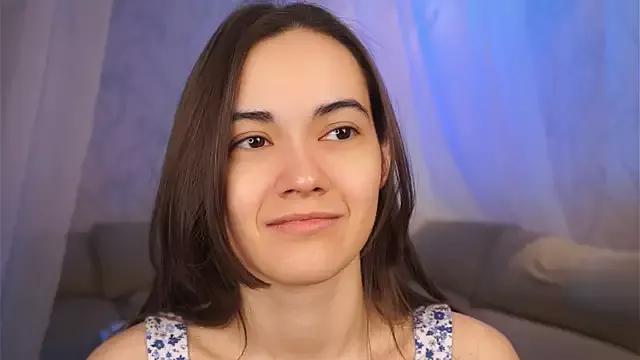 KellyWatson from StripChat is Freechat