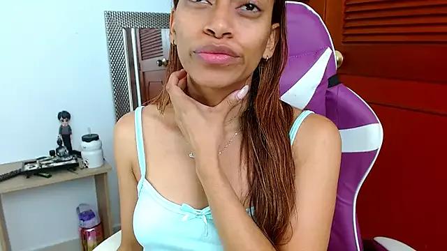 Try girls webcam shows. Sweet cute Free Performers.