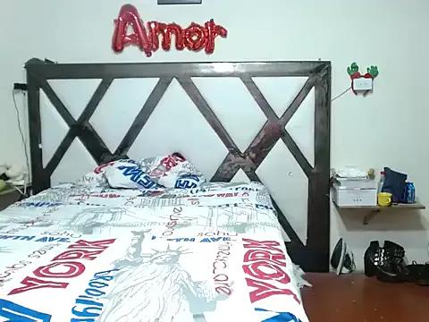 Try girls webcam shows. Sweet cute Free Performers.