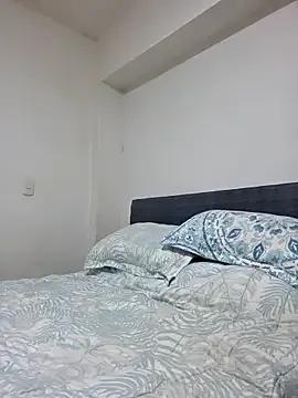 Khloekiss from StripChat is Freechat