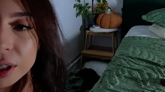 KimArts from StripChat