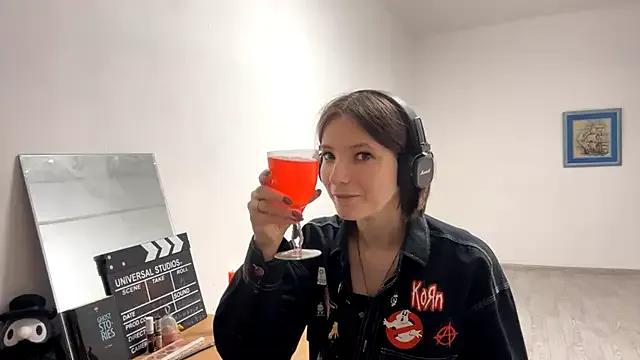 Try girls webcam shows. Sweet cute Free Performers.