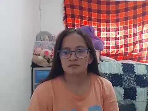 Kinkybela2025 from StripChat is Freechat