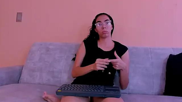 kinkyy__ from StripChat is Freechat