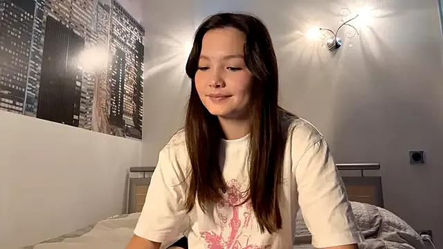 KiraVelvet from StripChat is Freechat