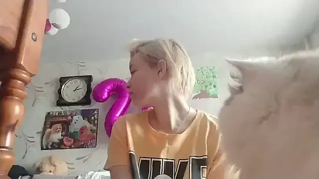 Try girls webcam shows. Sweet cute Free Performers.