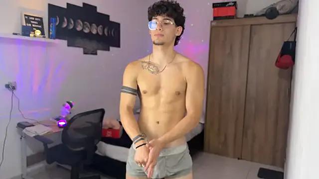 Kisan_Smith from StripChat is Freechat