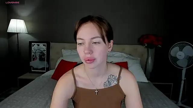 Kissi_Katyy from StripChat is Freechat