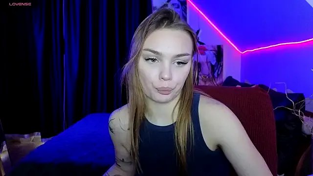 KitsyMoore from StripChat is Freechat