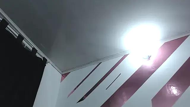 Kitten_Hot_ from StripChat