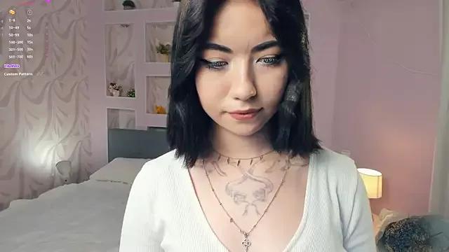 KittHisy from StripChat is Freechat